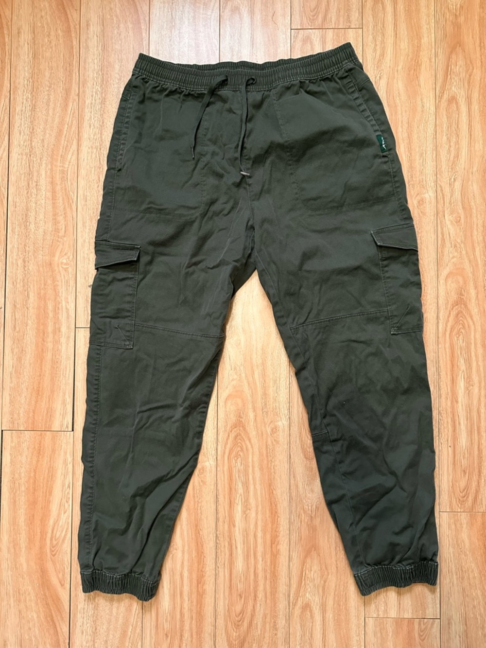 Woods Women’s Olive Green Cargo Jogger Pants